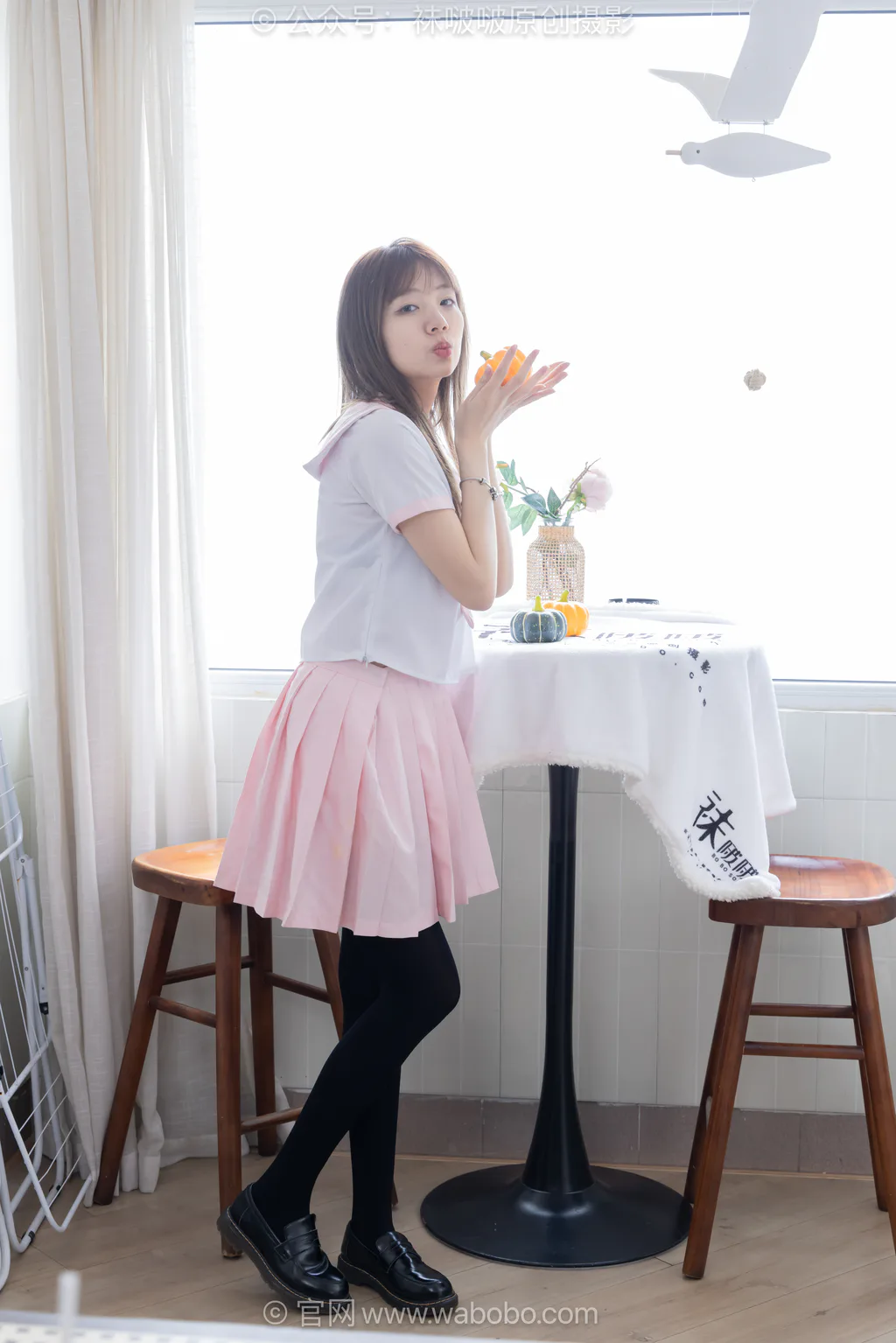 [BoBoSocks袜啵啵]NO.671 小甜豆-皮鞋、厚白丝、厚黑丝、jk至服[150P/1V/4.93GB]