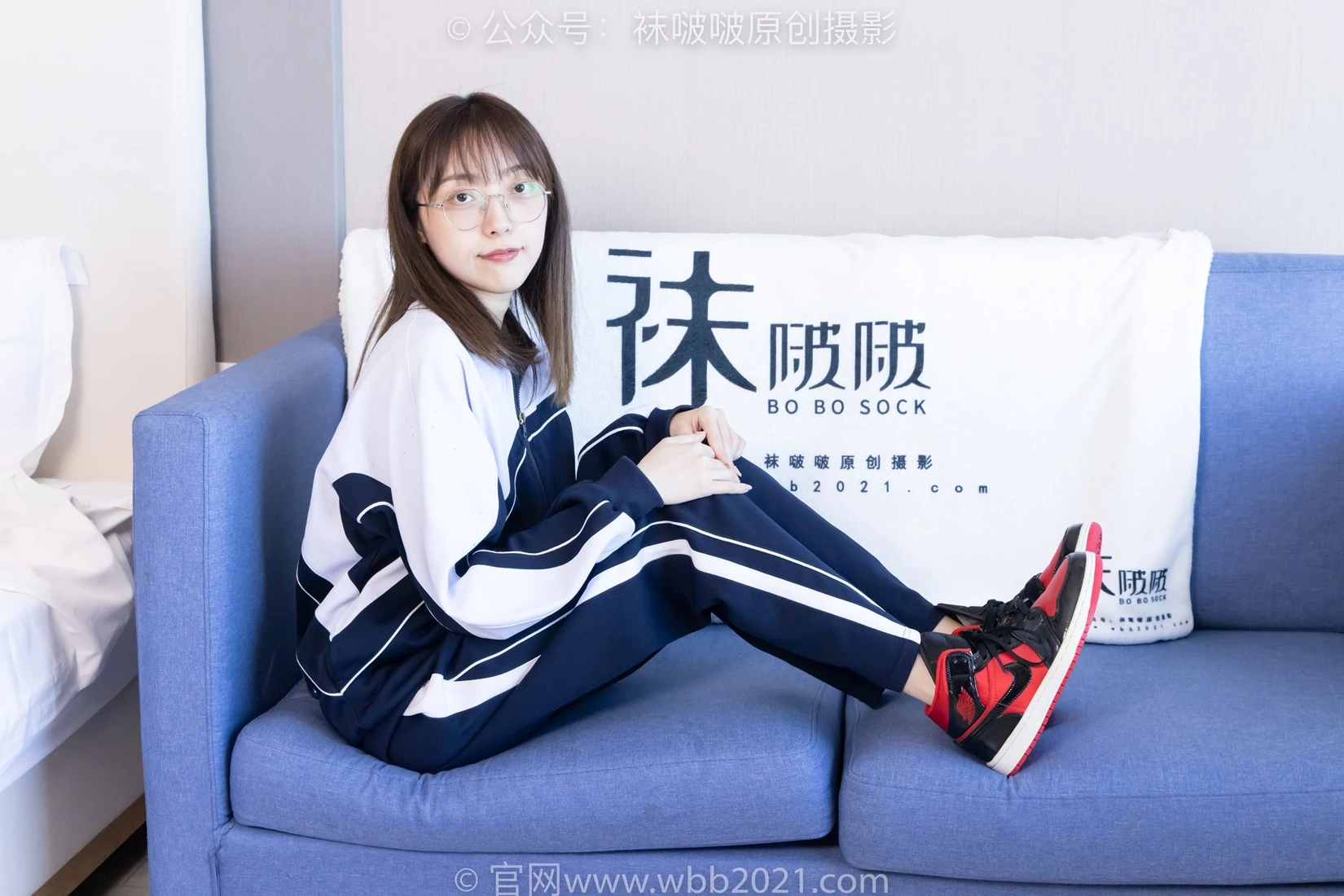 [BoBoSocks袜啵啵]NO.398 稚予-板鞋、白船袜、裸足、裸足[150P/1V/6.42GB]