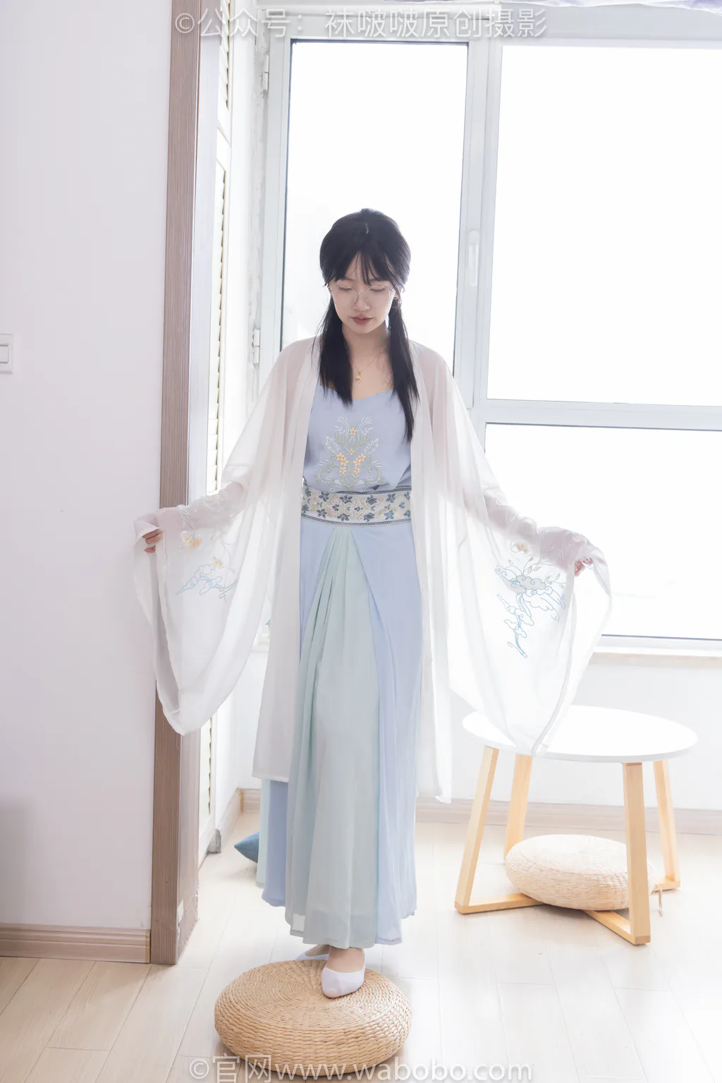 [BoBoSocks袜啵啵]NO.643 小甜豆-汉服、白船袜、薄肉丝、裸足[164P/1V/6.66GB]