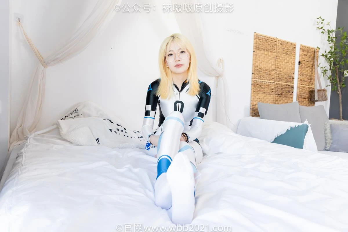 [BoBoSocks袜啵啵]NO.568 小甜豆-连体服、高跟鞋、厚白丝[148P/1V/6.39GB]