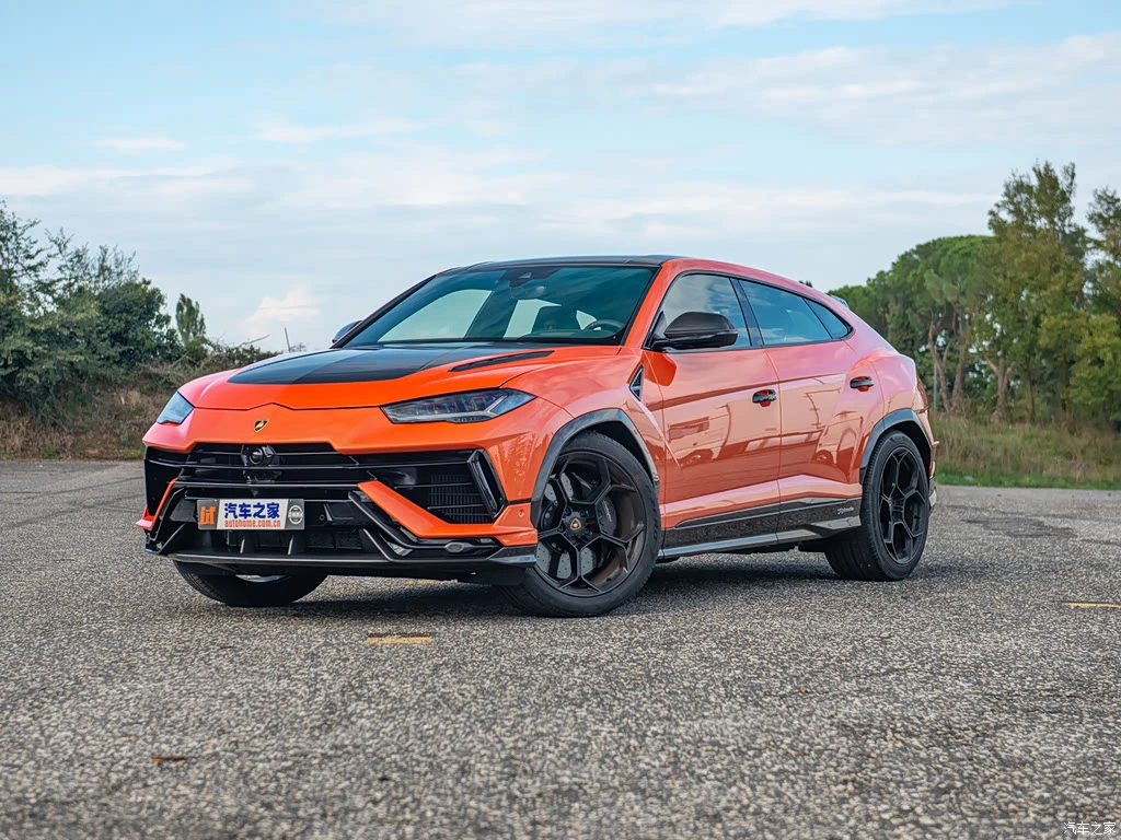 兰博基尼_Urus 2022款 4.0T V8 Performante 高清图集