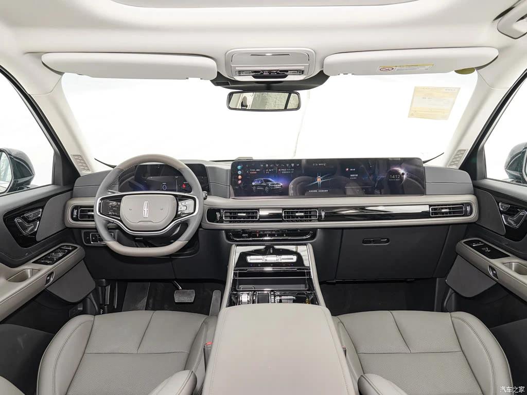 林肯_飞行家 2024款 3.0T V6 四驱典雅版 六座 高清图集