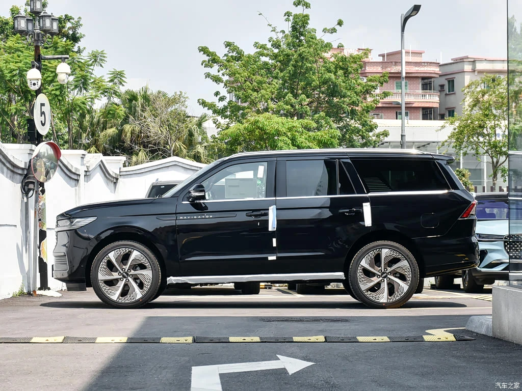 林肯_领航员 2025款 3.5T 总统版 高清图集