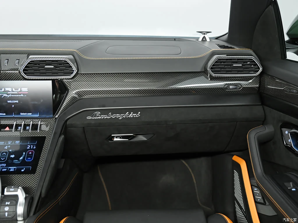兰博基尼_Urus 2022款 4.0T V8 Performante 高清图集