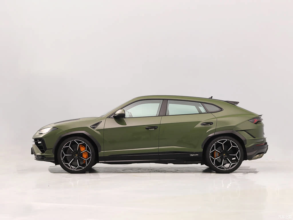 兰博基尼_Urus 2022款 4.0T V8 Performante 高清图集