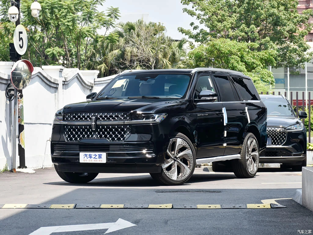 林肯_领航员 2025款 3.5T 总统版 高清图集