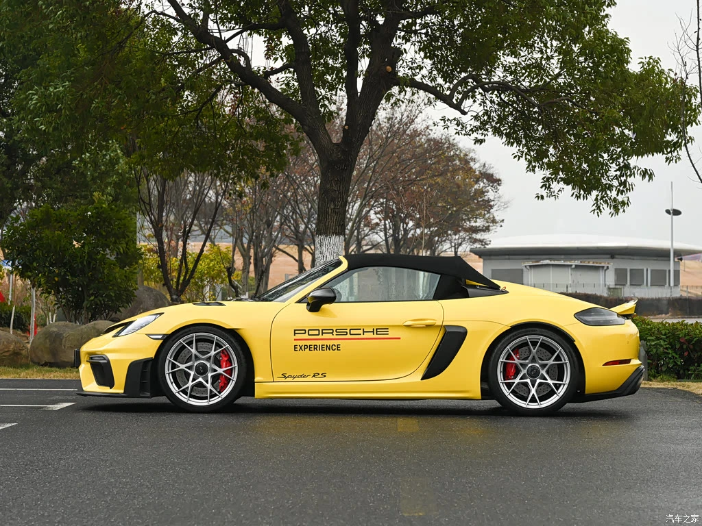 保时捷_保时捷718 2023款 Spyder RS 4.0L 高清图集