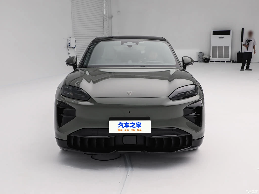 保时捷_Cayenne新能源 2026款 Cayenne Coupé Turbo Electric 高清图集