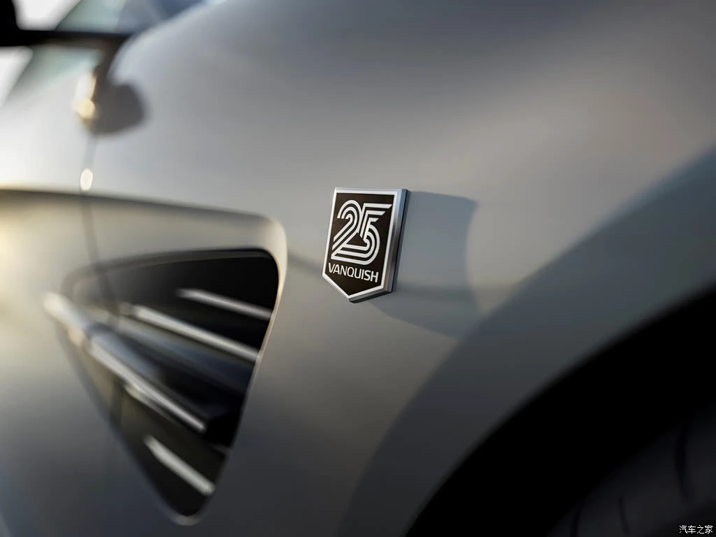阿斯顿・马丁_Vanquish 2026款 Vanquish 25 高清图集