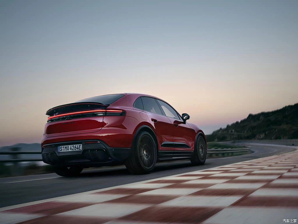 保时捷_Macan新能源 2026款 Macan GTS 高清图集