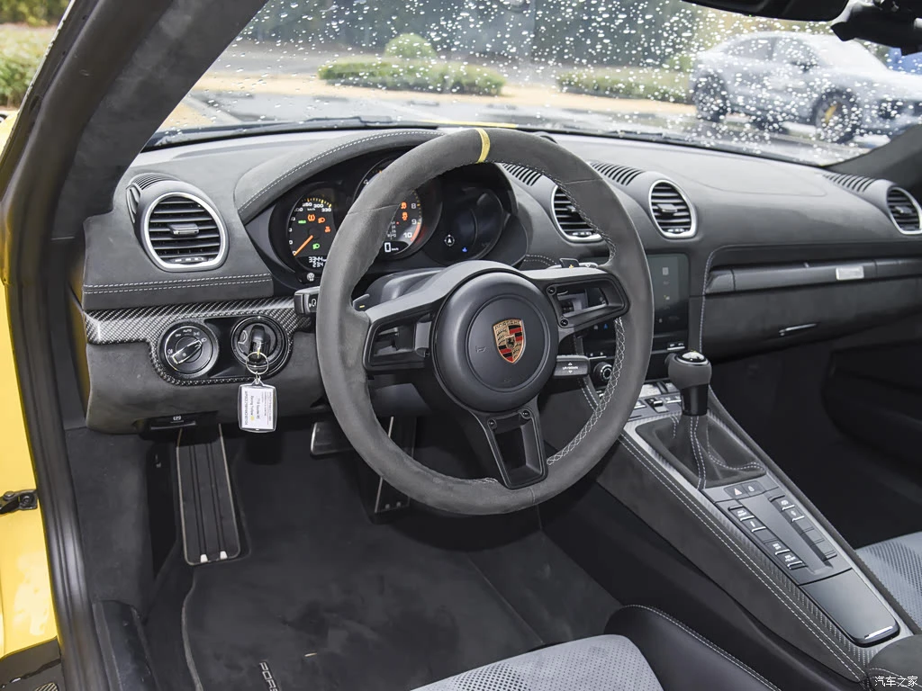 保时捷_保时捷718 2023款 Spyder RS 4.0L 高清图集