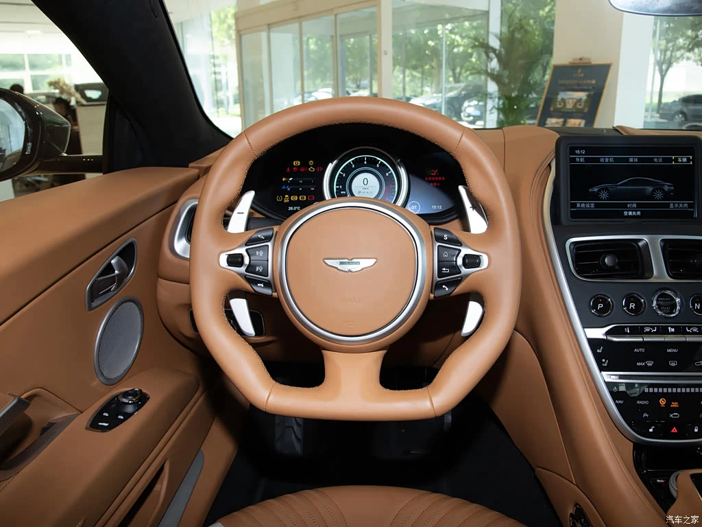阿斯顿・马丁_阿斯顿・马丁DB11 2023款 4.0T V8 Coupe 高清图集