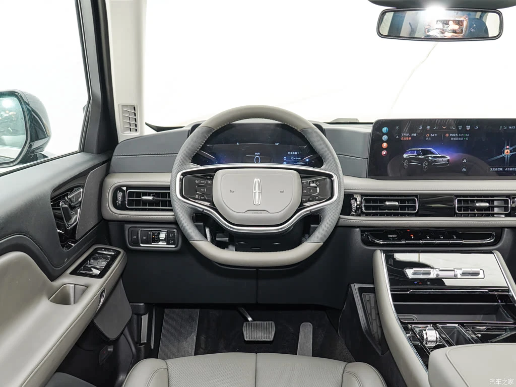 林肯_飞行家 2024款 3.0T V6 四驱典雅版 六座 高清图集