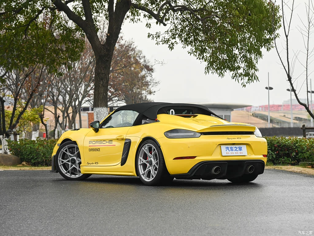 保时捷_保时捷718 2023款 Spyder RS 4.0L 高清图集