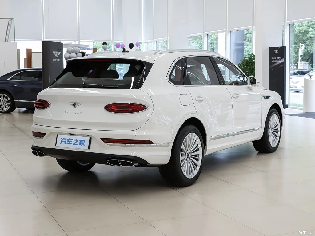 宾利_添越 2026款 4.0T V8 高清图集