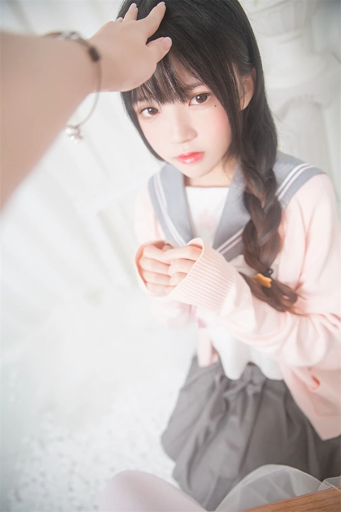 萝莉风COS 桜桃喵 – 双人本 [22P/577MB]