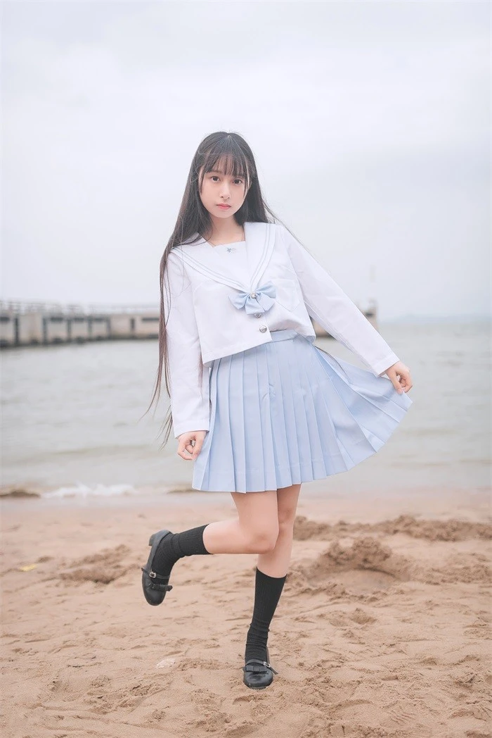 风之领域精品写真@No.155 海边漫步 [51P/150MB]