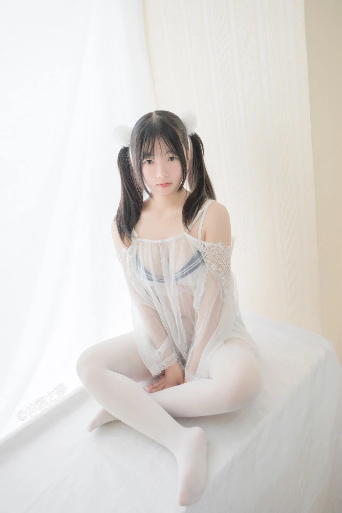 轻兰映画精品少女写真@Grand.004 [64P/312MB]