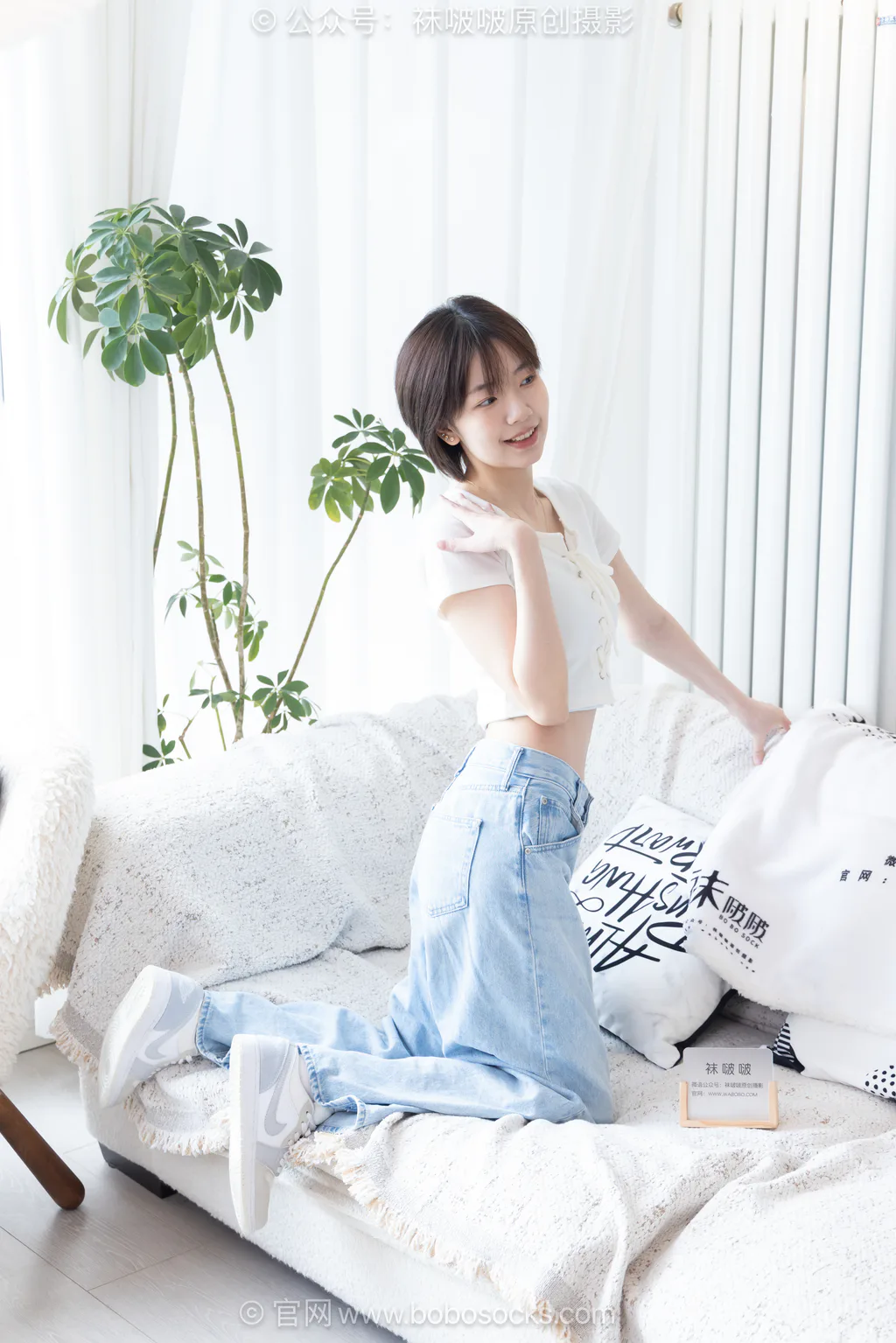 [BoBoSocks袜啵啵]NO.708 小甜豆-板鞋、纯白棉袜、裸足[170P/1V/6.27GB]