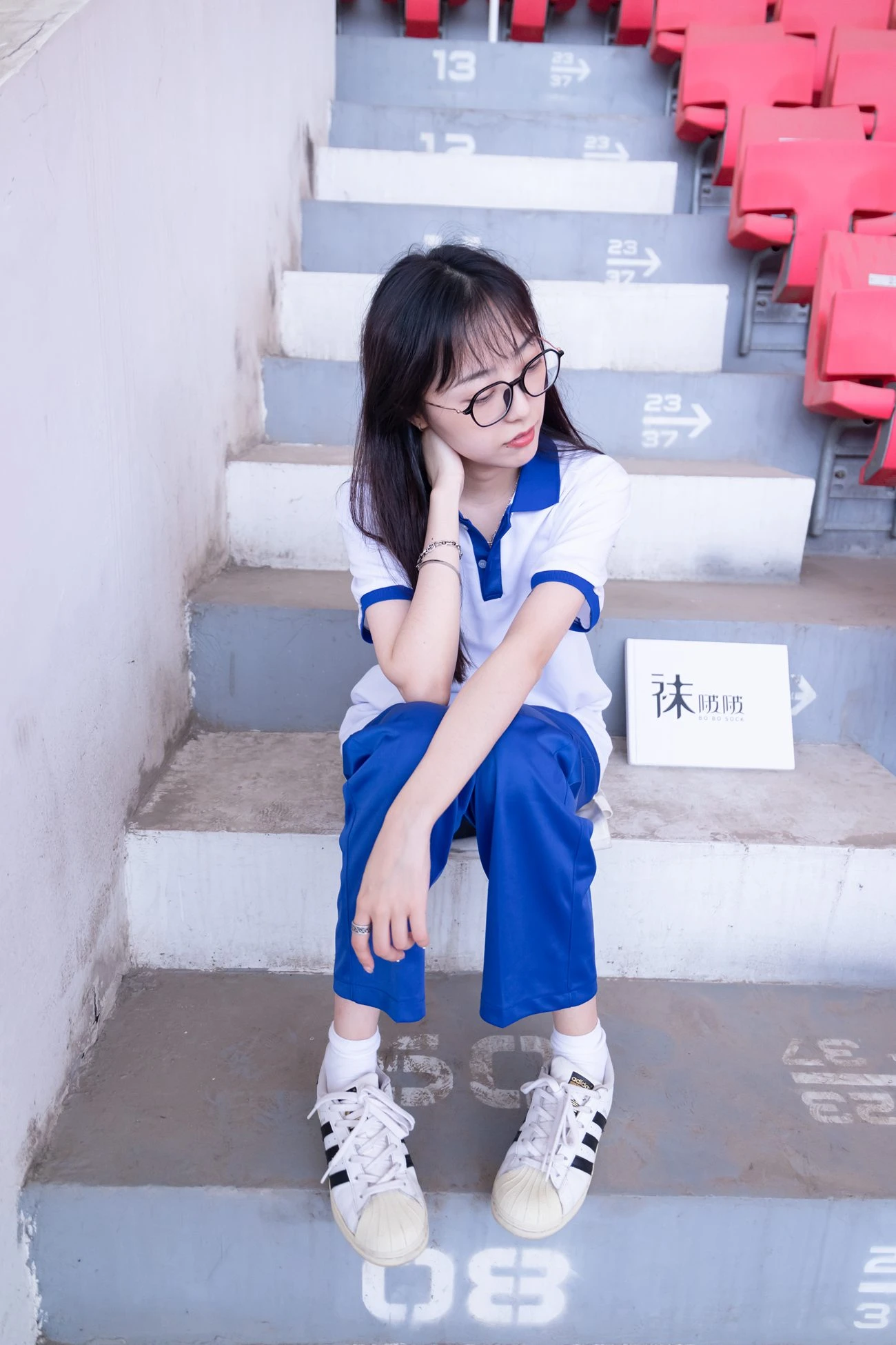 [BoBoSocks袜啵啵]NO.002 稚予-校服、贝壳头、白棉袜、裸足 [139P+1V/2.99GB]