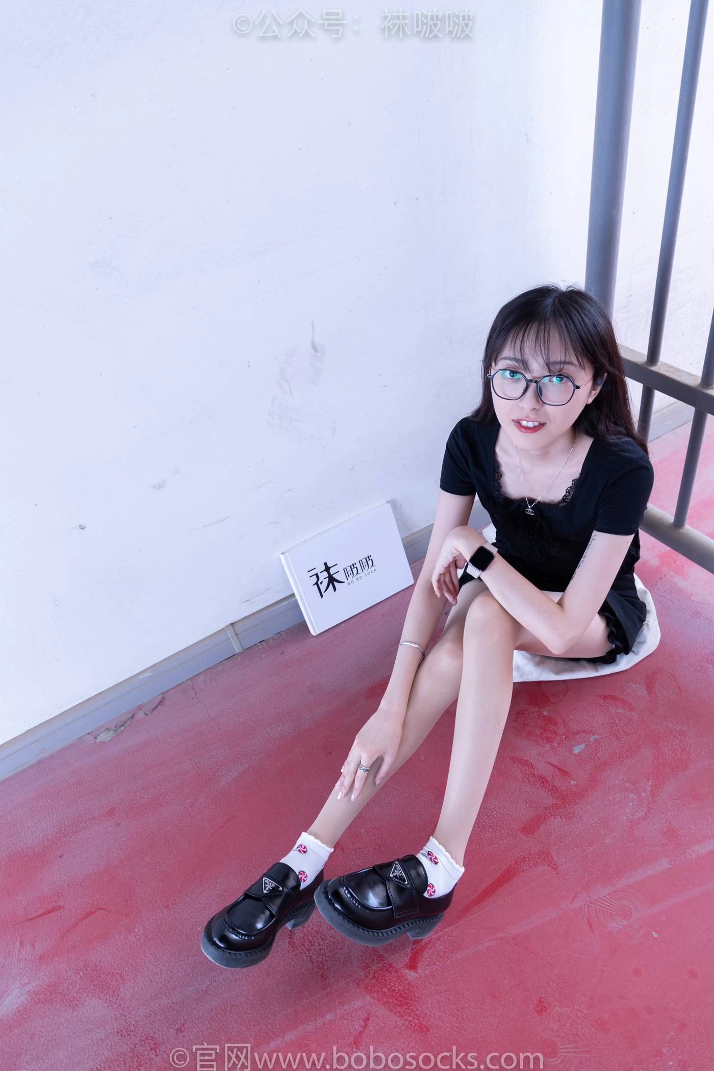 [BoBoSocks袜啵啵]NO.030 稚予- 皮鞋、短白棉袜、肉丝 [141P/1V/3.03GB]
