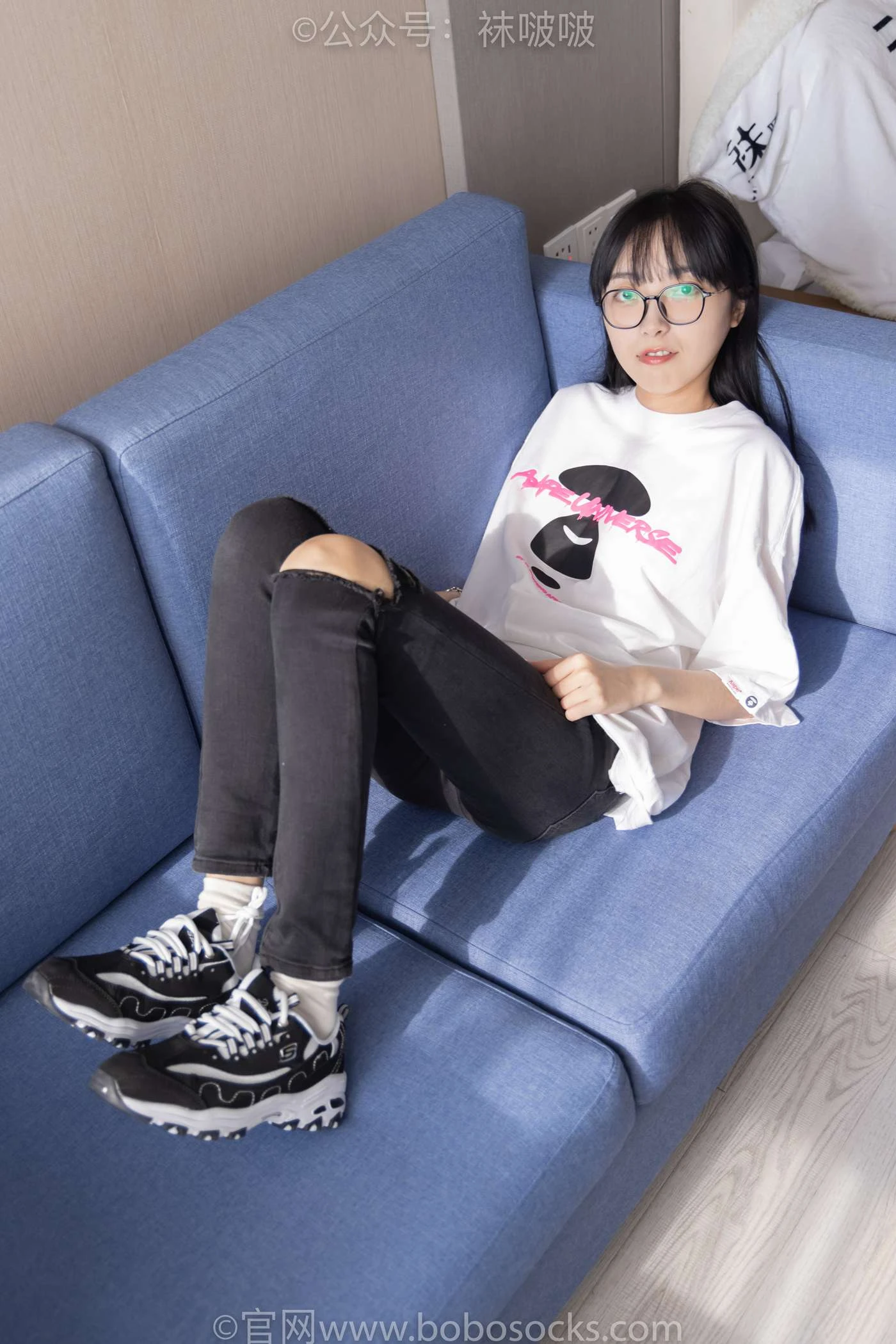 [BoBoSocks袜啵啵]NO.055 稚予-斯凯奇运动鞋、白棉袜、黑棉袜[139P/1V/6.67GB]