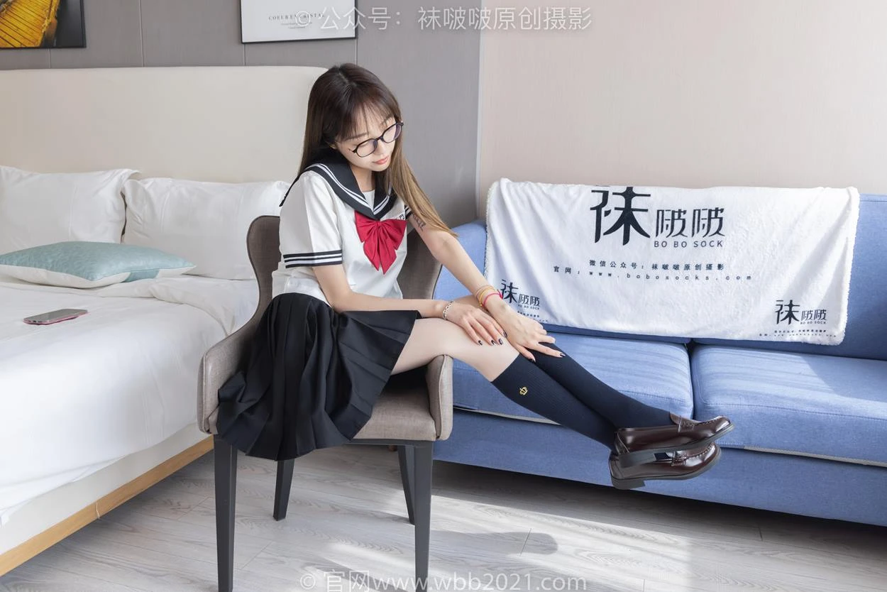 [BoBoSocks袜啵啵]NO.530 稚予-皮鞋、高跟鞋、深蓝色小腿棉袜、油亮白丝油亮肉丝、jk至服[145P/1V/5.57GB]