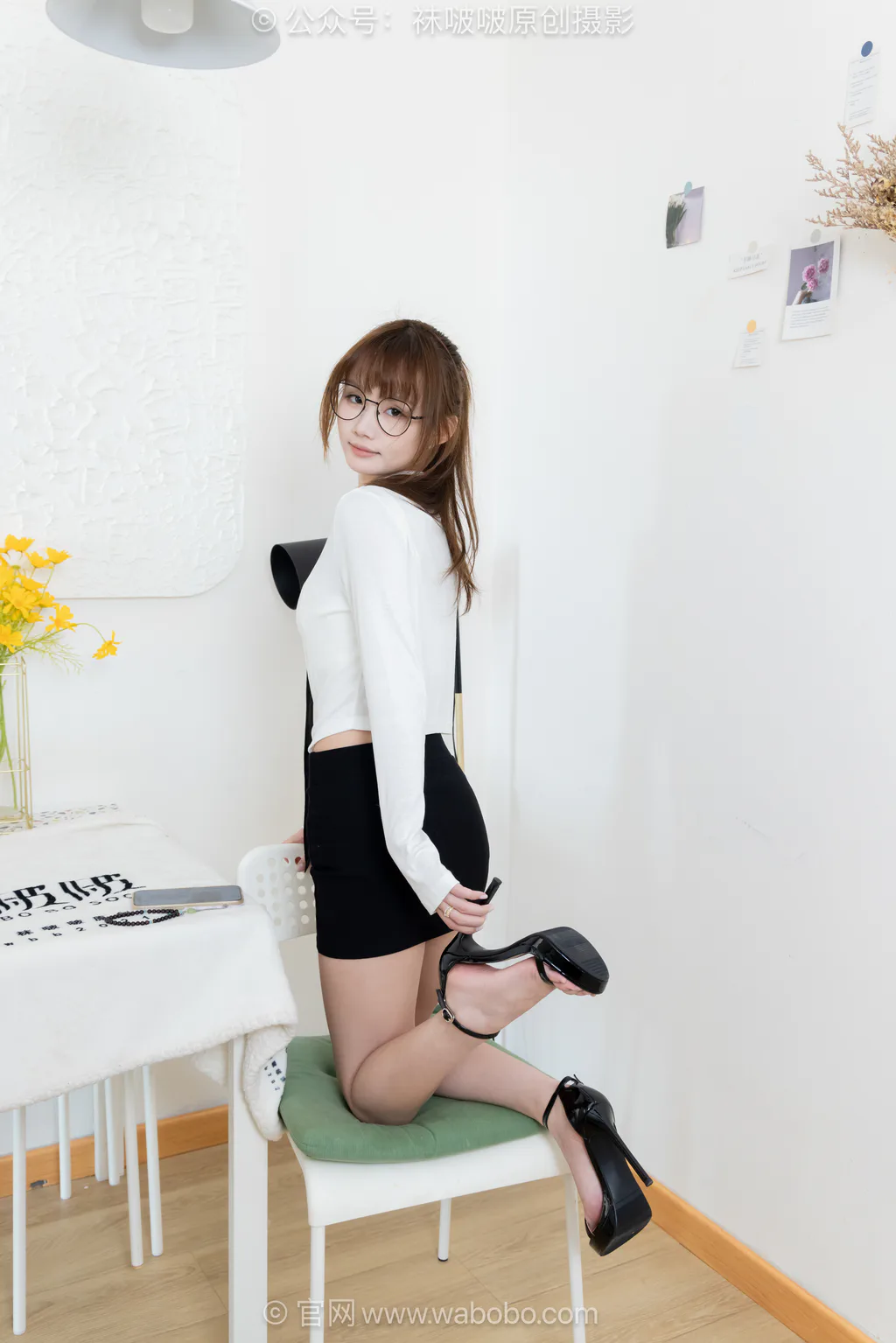 [BoBoSocks袜啵啵]NO.670 甜甜圈-高跟鞋、薄肉丝、裸足、ol至服[221P/1V/7.51GB]