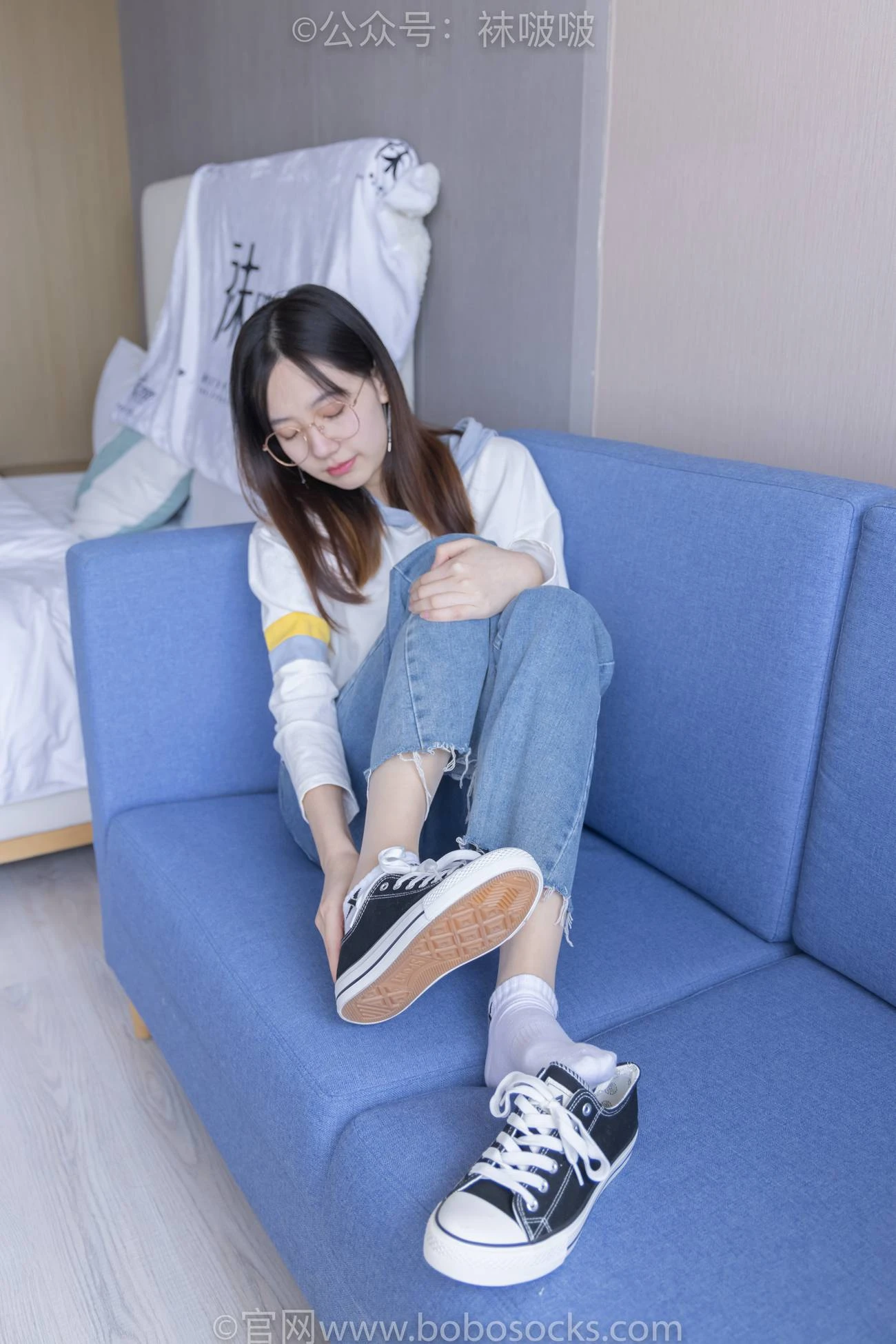 [BoBoSocks袜啵啵]NO.080 小甜豆-帆布鞋、白棉袜、肉丝 [140P/1V/6.63GB]