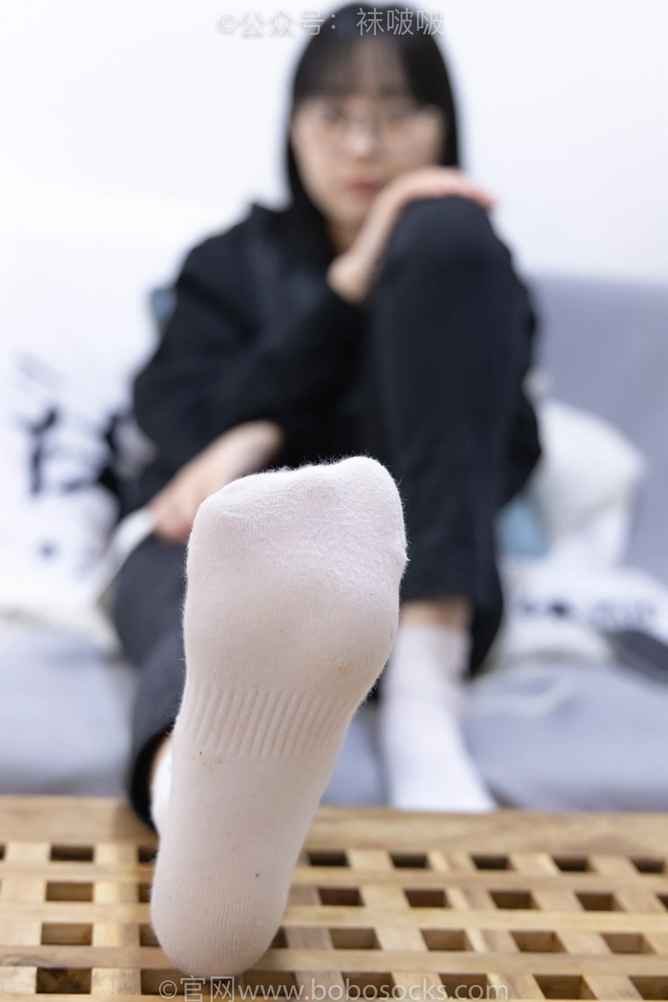 [BoBoSocks袜啵啵]NO.061 稚予-短靴、白棉袜、裸足 [145P/1V/6.96GB]