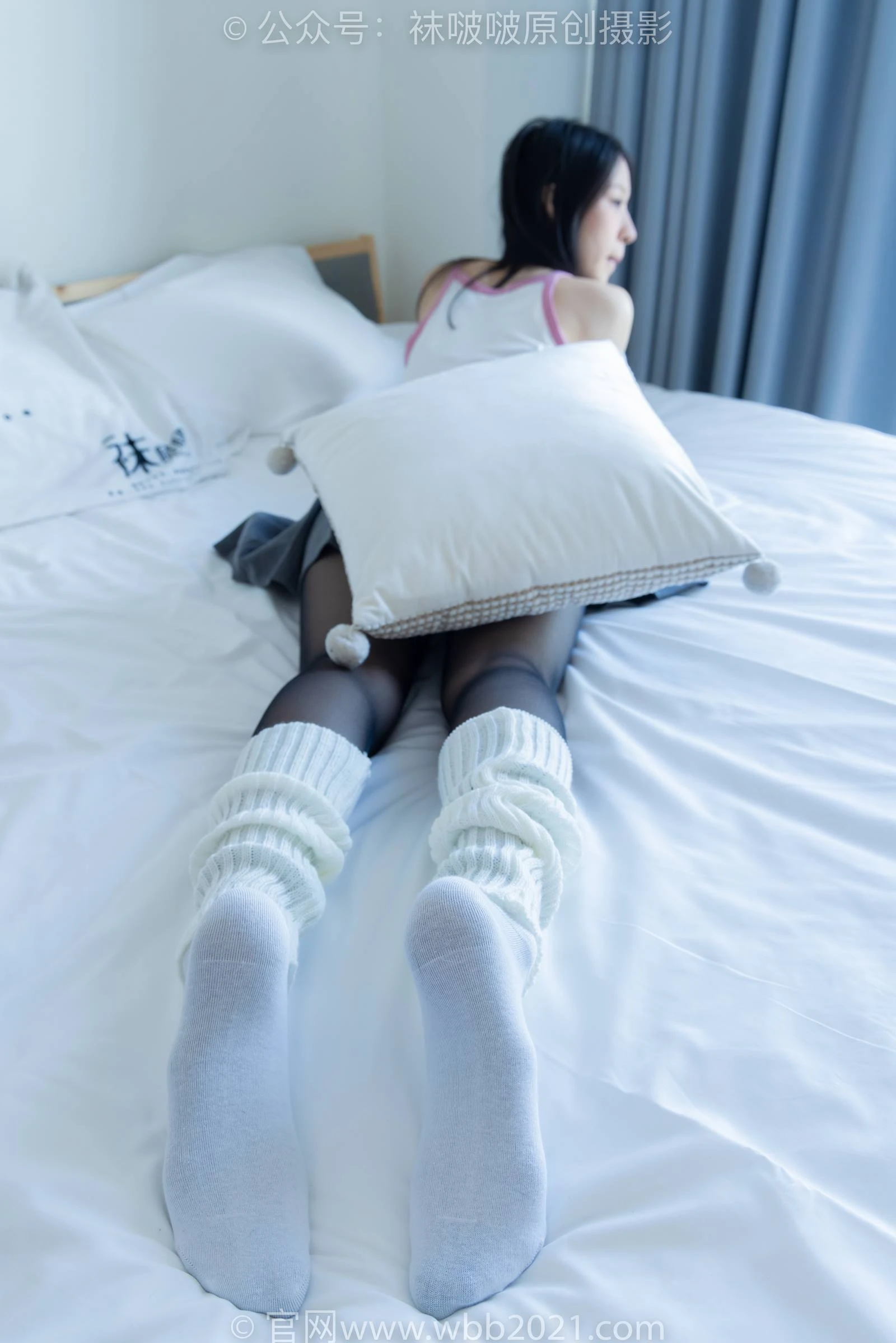 [BoBoSocks袜啵啵]NO.333 雪糕-板鞋、白棉袜、黑丝、堆堆袜套[140P/1V/5.93GB]