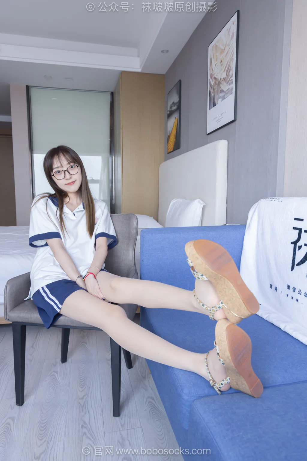 [BoBoSocks袜啵啵]NO.719 稚予-透明高跟鞋、高跟凉鞋、薄肉丝[160P/1V/6.16GB]