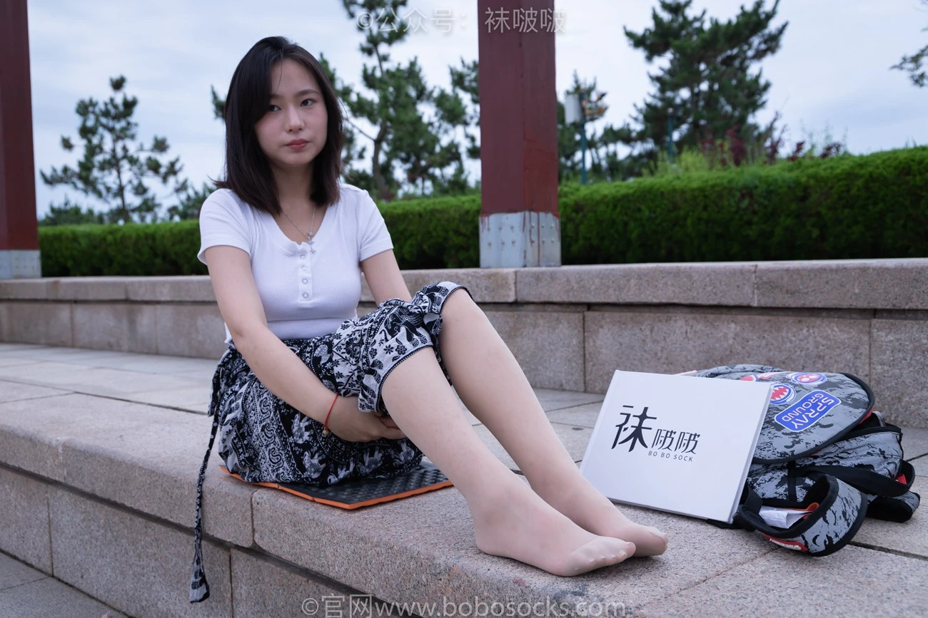 [BoBoSocks袜啵啵]NO.014 思思-华伦天奴高跟鞋、肉丝 [140P/1V/6.17GB]