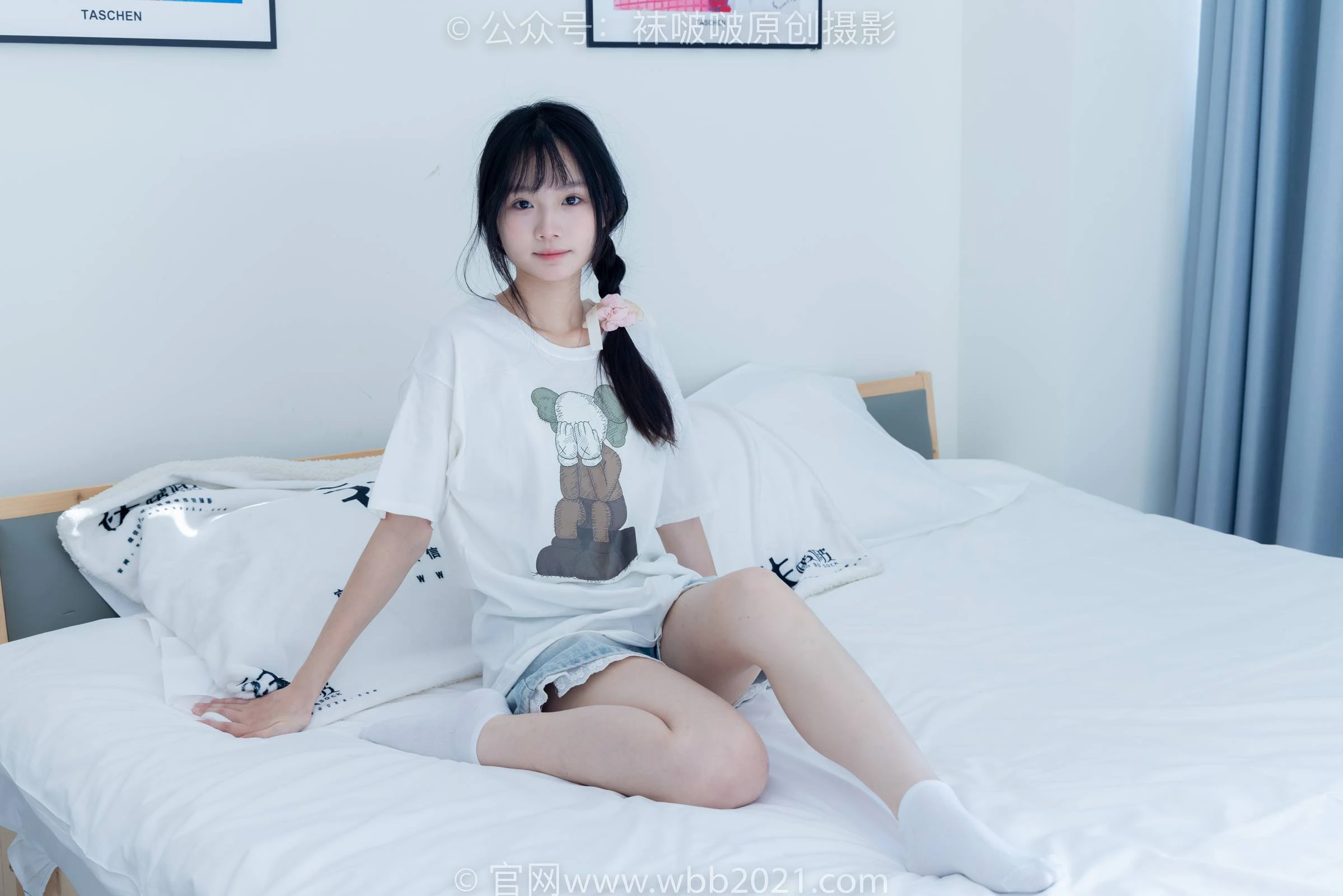 [BoBoSocks袜啵啵]NO.331 甜甜圈-板鞋、白棉袜、裸足[144P/1V/5.74GB]