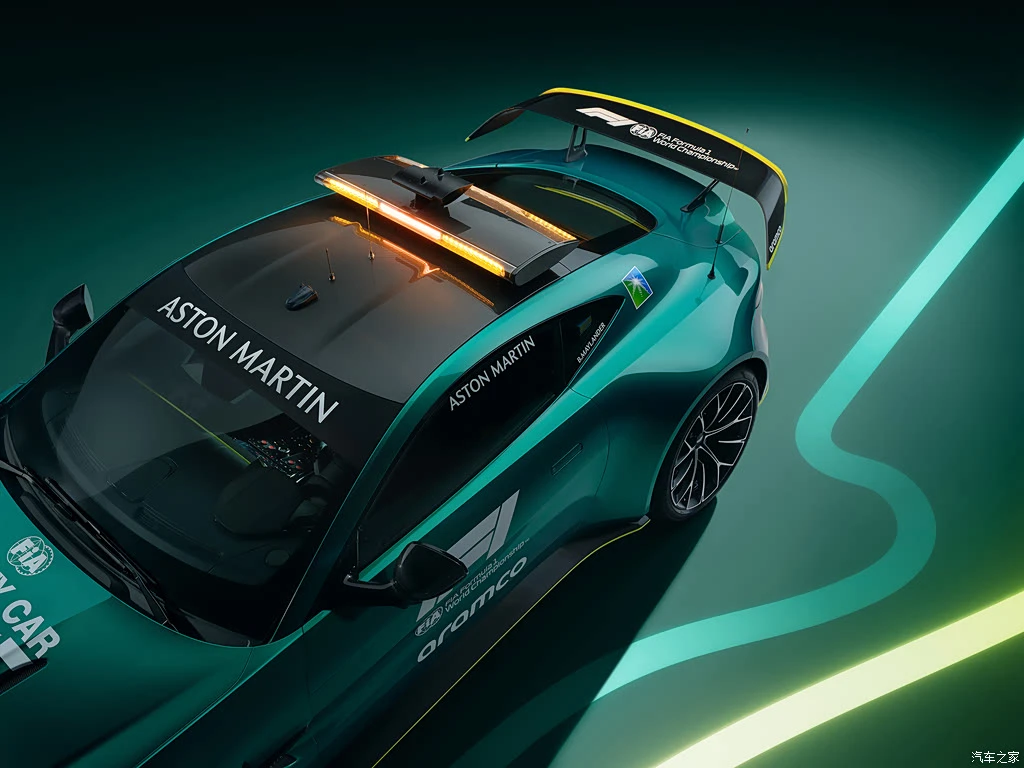 阿斯顿・马丁_V8 Vantage 2024款 F1 Safety Car 高清图集