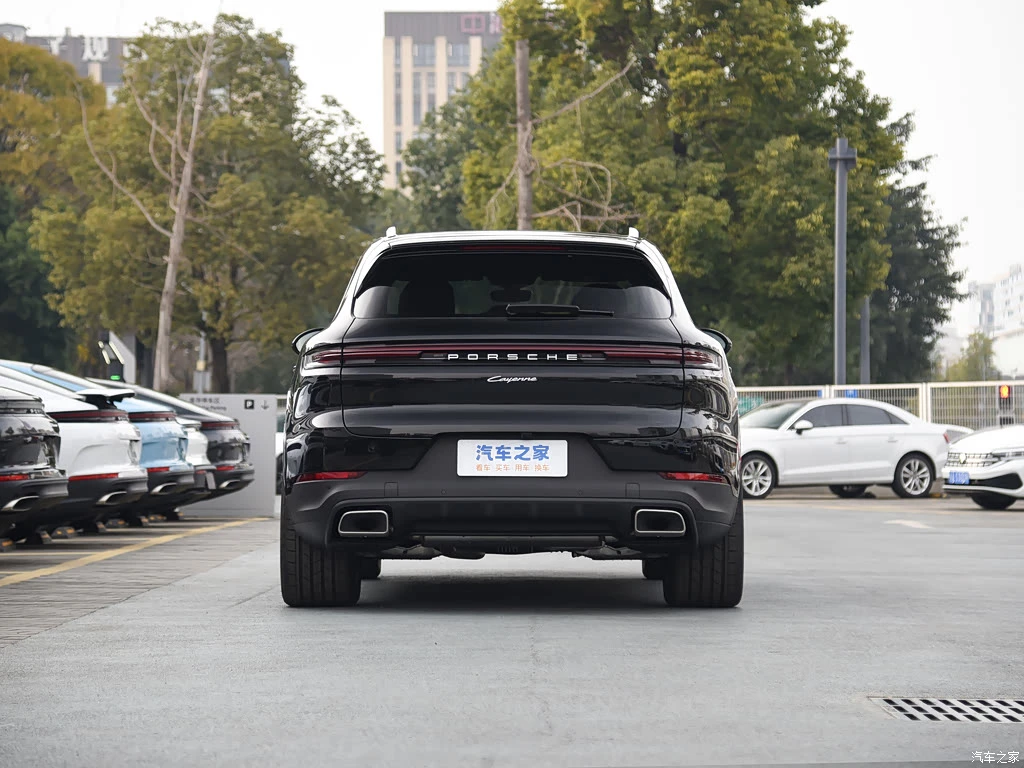 保时捷_Cayenne新能源 2025款 Cayenne E-Hybrid 2.0T 高清图集