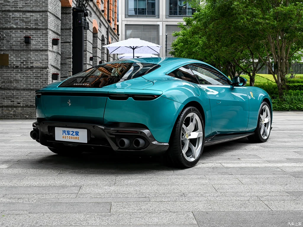 法拉利_Amalfi 2026款 3.9T V8 标准版 高清图集