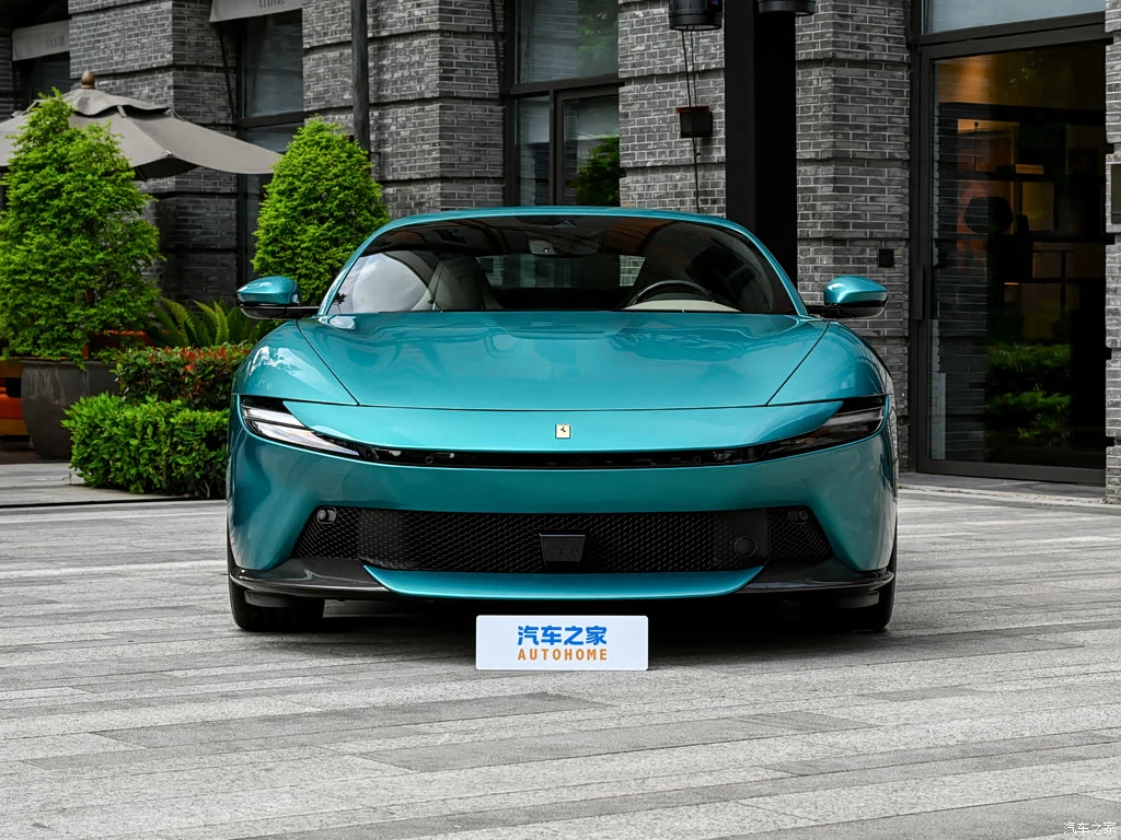法拉利_Amalfi 2026款 3.9T V8 标准版 高清图集