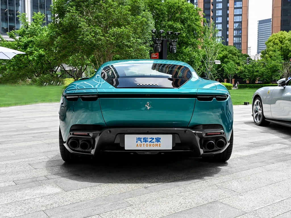 法拉利_Amalfi 2026款 3.9T V8 标准版 高清图集