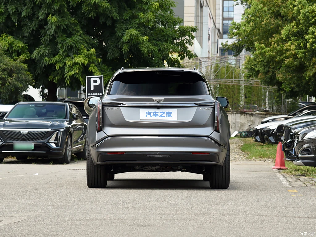 凯迪拉克_凯迪拉克XT5 PHEV 2027款 智混四驱Pro Max 高清图集