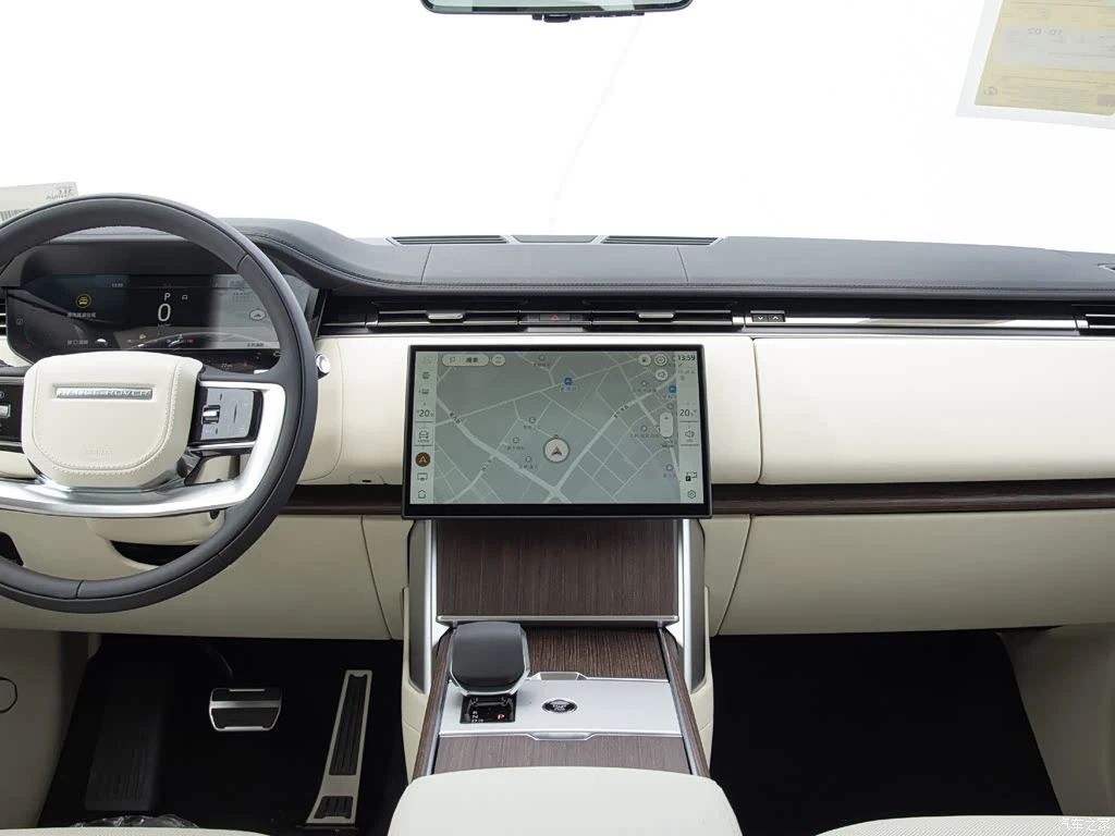 路虎_揽胜 2026款 3.0 L6 400PS HSE长轴版 高清图集