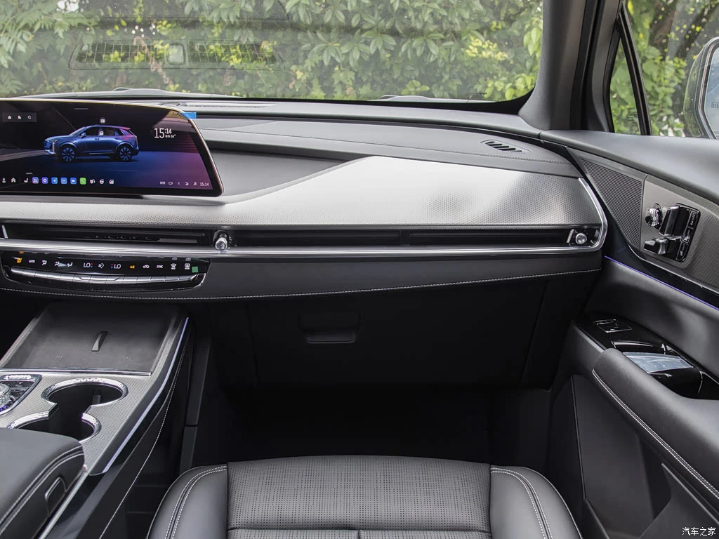 凯迪拉克_凯迪拉克XT5 PHEV 2027款 智混四驱Pro 高清图集