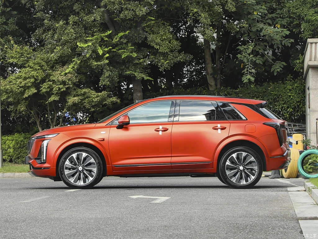 凯迪拉克_凯迪拉克XT5 PHEV 2027款 智混四驱Pro 高清图集