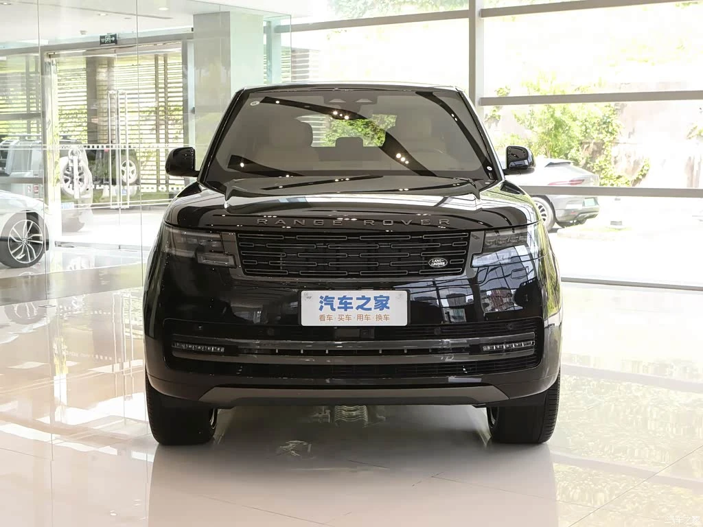 路虎_揽胜 2026款 3.0 L6 360PS SE标轴版 高清图集
