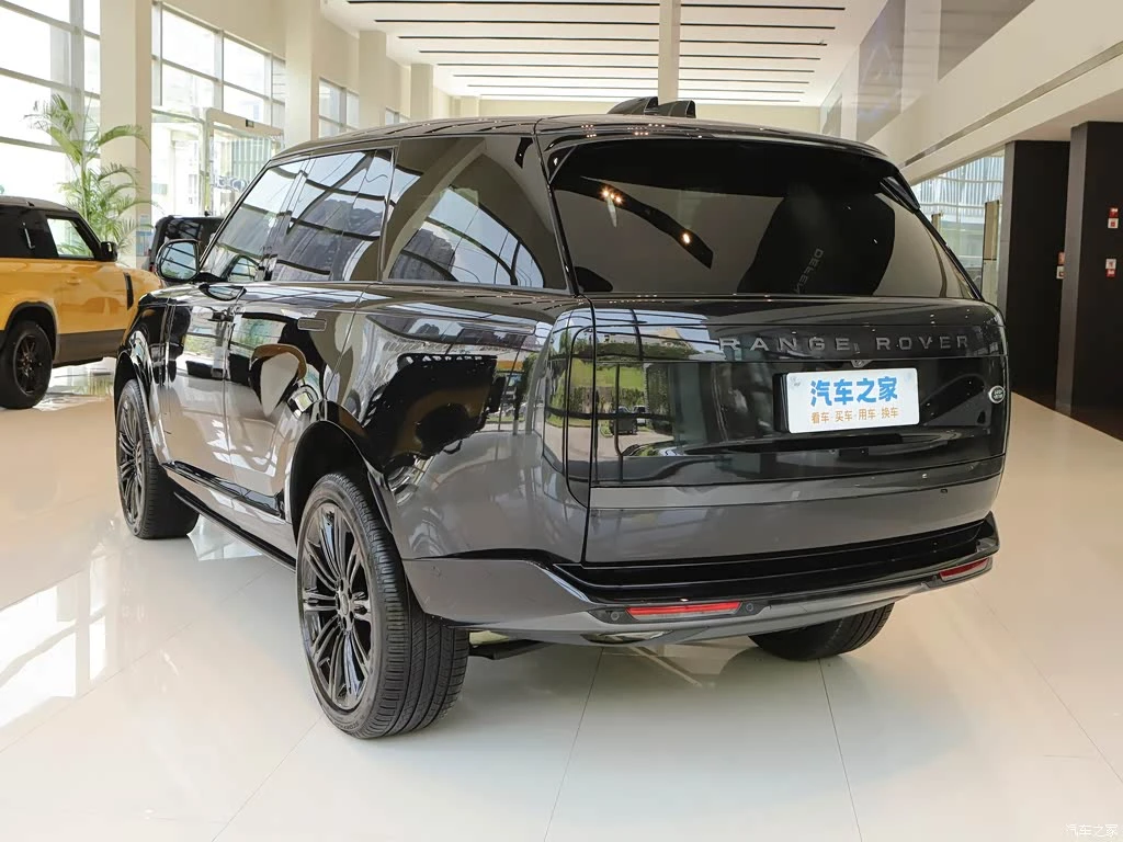 路虎_揽胜 2026款 3.0 L6 360PS SE标轴版 高清图集