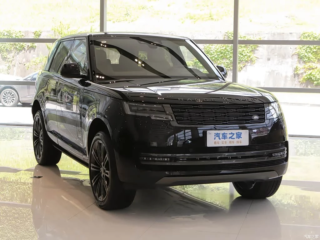 路虎_揽胜 2026款 3.0 L6 360PS SE标轴版 高清图集