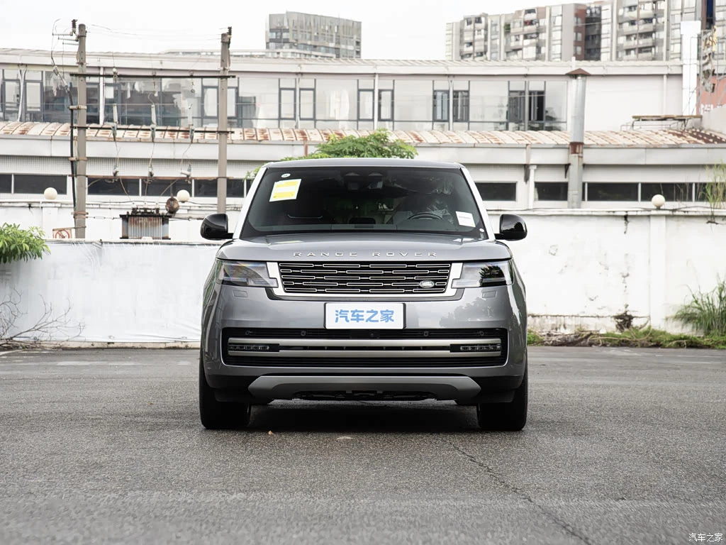 路虎_揽胜 2026款 3.0 L6 400PS HSE长轴版 高清图集