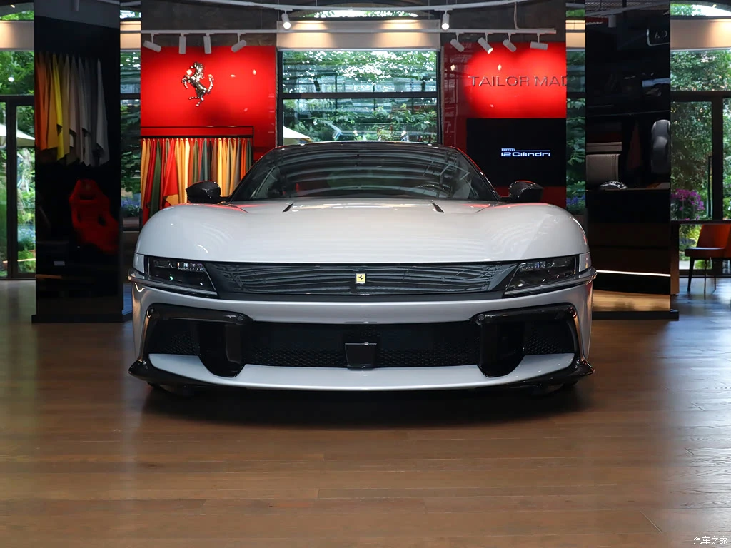 法拉利_法拉利12Cilindri 2024款 6.5L Coupe 高清图集