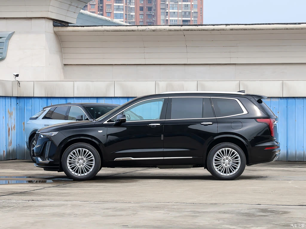 凯迪拉克_凯迪拉克XT6 2025款 2.0T 六座四驱豪华行政经典版 高清图集