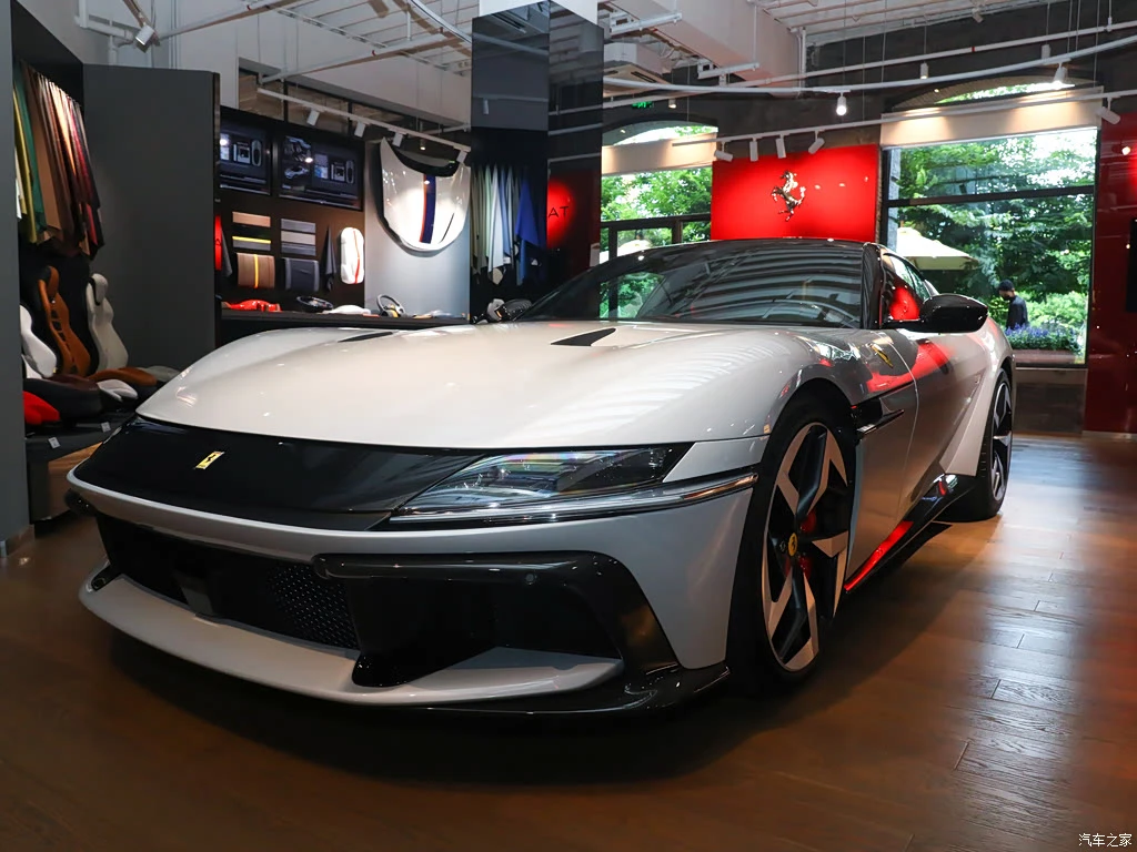 法拉利_法拉利12Cilindri 2024款 6.5L Coupe 高清图集